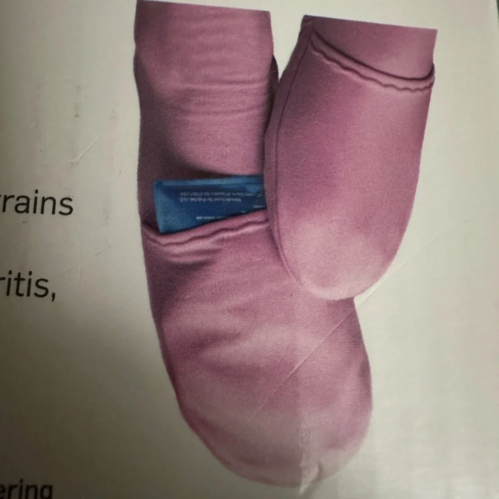 Natracure Cold Therapy Socks L/XL Pink Limited Edition for Breast Cancer NIB
